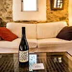 Dom wakacyjny Character In The Heart Of A Wine Estate