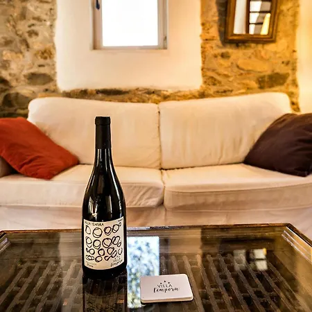 펜션 Character In The Heart Of A Wine Estate
